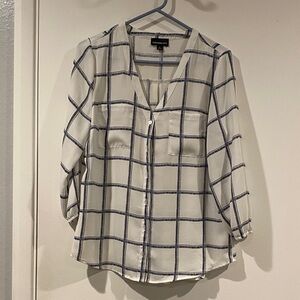 Elegant Checkered Blouse in White and Navy